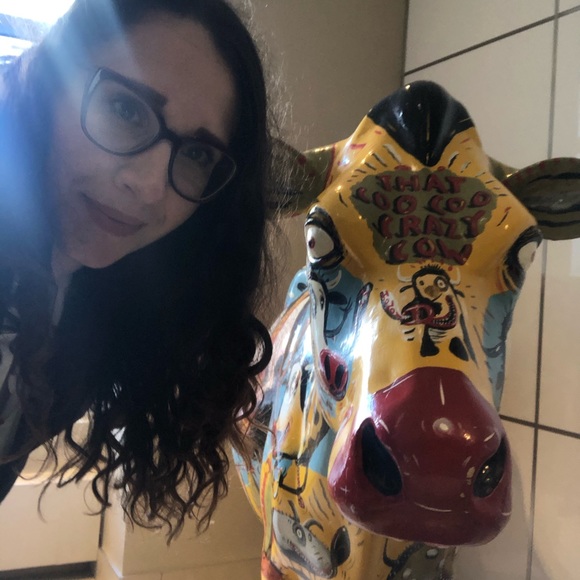 Meet your Posher, Nikole - Picture 2 of 3